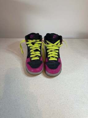 NEW Nike Womens Dunk High Supreme Spark Rave Pink Black 333885-002 size 8